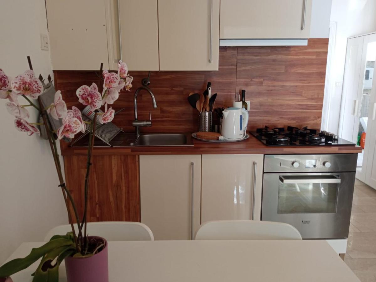 Apartamento Ratak House Prizba Exterior foto