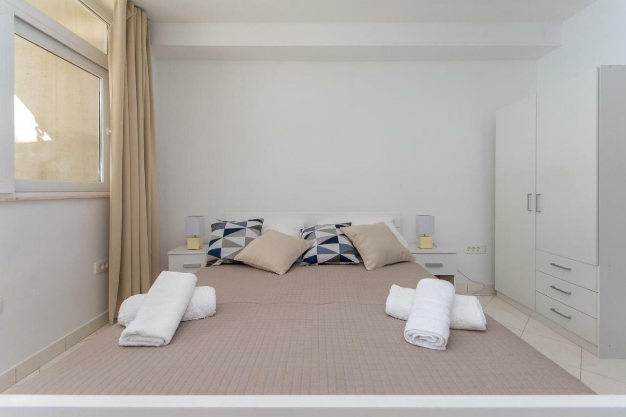 Apartamento Ratak House Prizba Exterior foto