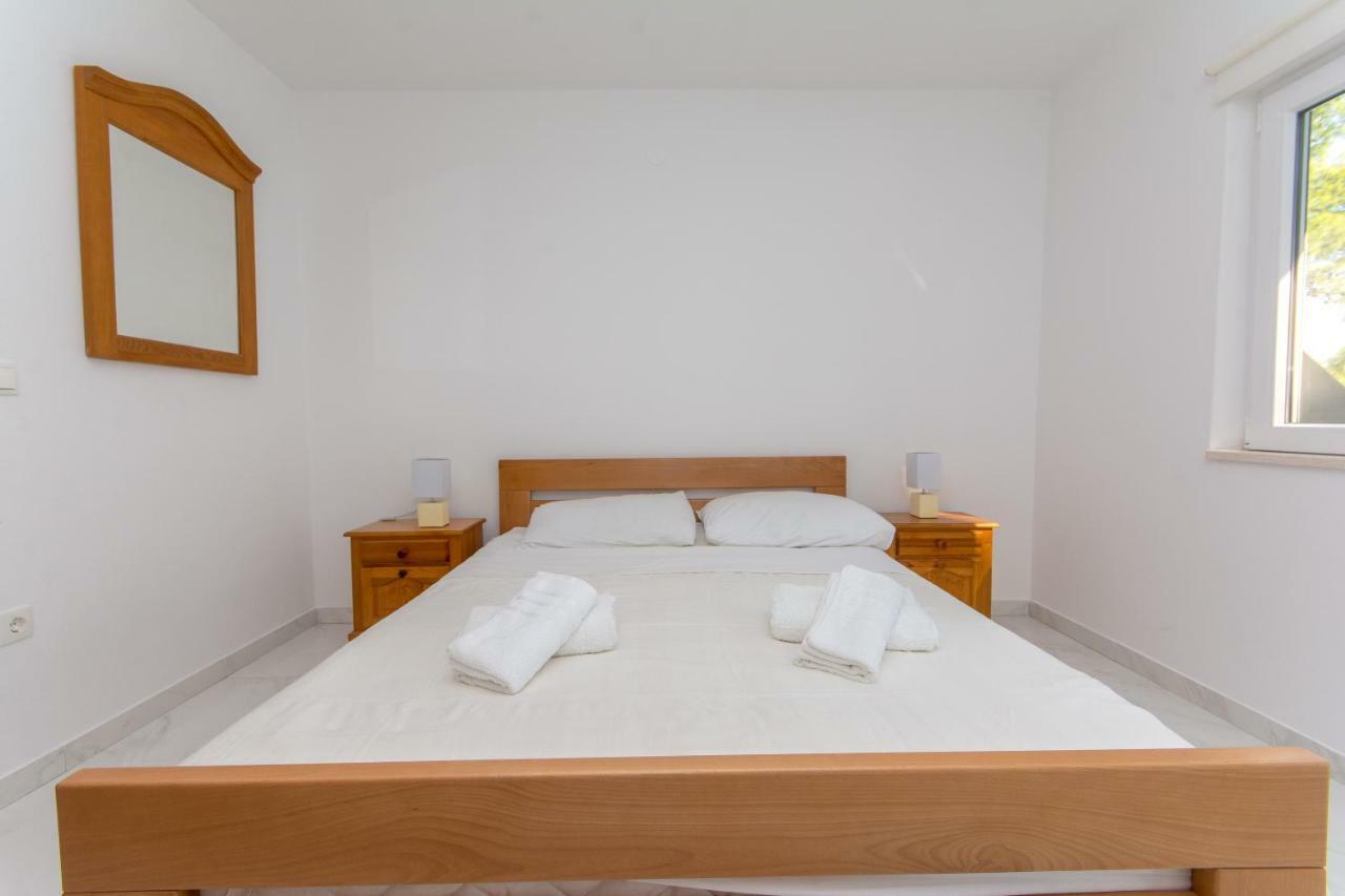 Apartamento Ratak House Prizba Exterior foto